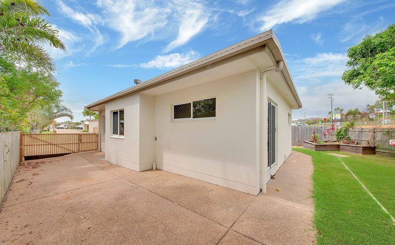Photo - 9/4 Maple Street, Yeppoon QLD 4703 - Image 15