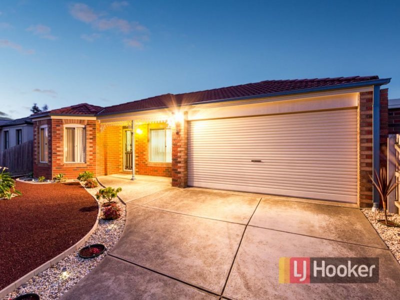 94 Oaktree Drive, Hampton Park VIC 3976