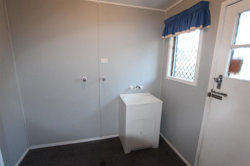 Photo - 94 O'Connell Street, Barney Point QLD 4680 - Image 11