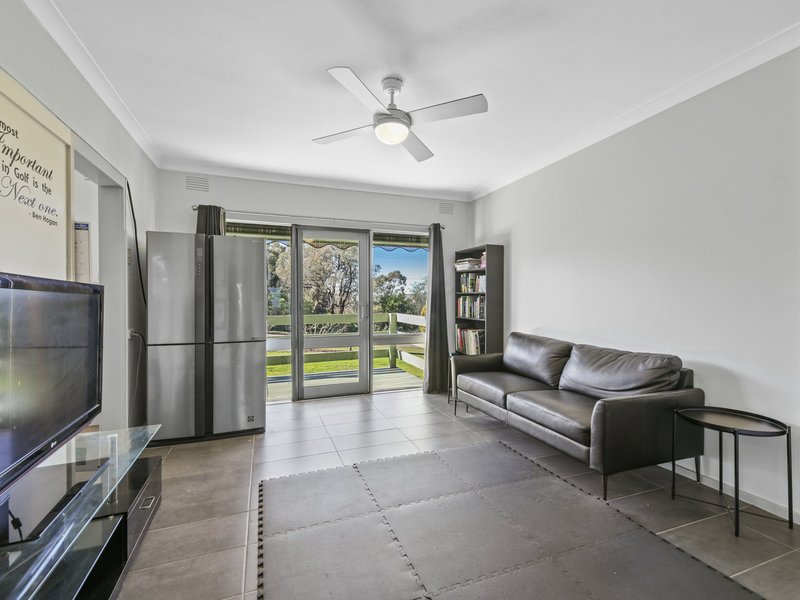 Photo - 94 Ogilvy Street, Leongatha VIC 3953 - Image 7