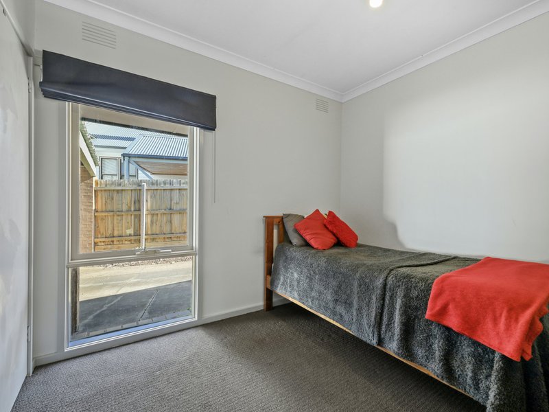 Photo - 94 Ogilvy Street, Leongatha VIC 3953 - Image 11