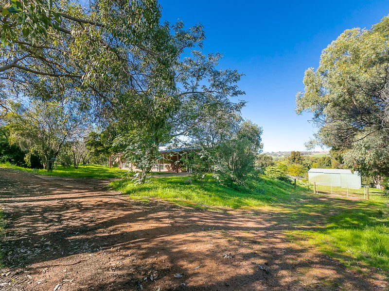 Photo - 94 Robinson Street, Gingin WA 6503 - Image 3