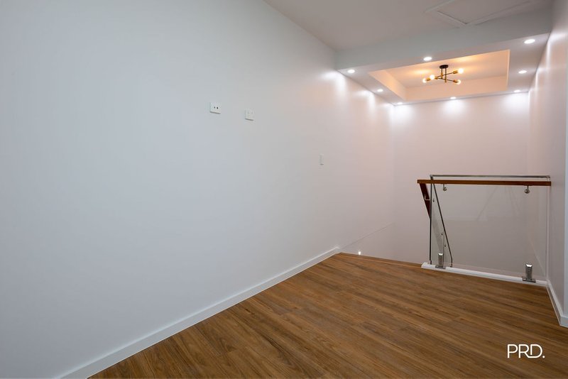 Photo - 94 Smith Street, South Penrith NSW 2750 - Image 14
