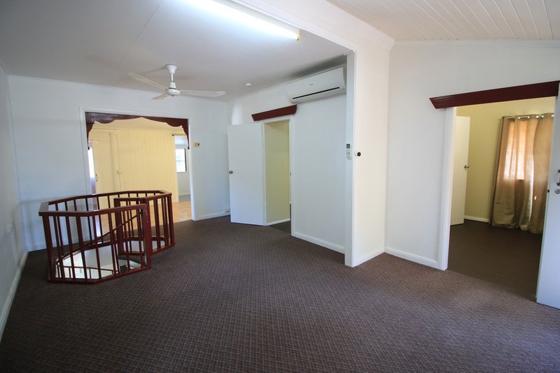 Photo - 94 Thirteenth Avenue, Home Hill QLD 4806 - Image 9