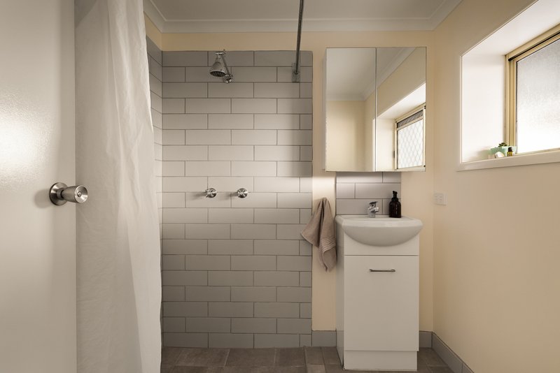 Photo - 94 Tufnell Road, Banyo QLD 4014 - Image 12