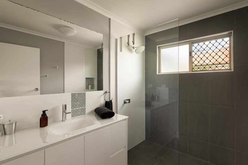 Photo - 94 Tufnell Road, Banyo QLD 4014 - Image 15