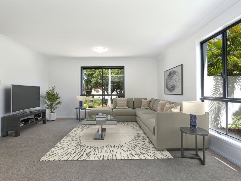 Photo - 94 Voyagers Drive, Banksia Beach QLD 4507 - Image 3