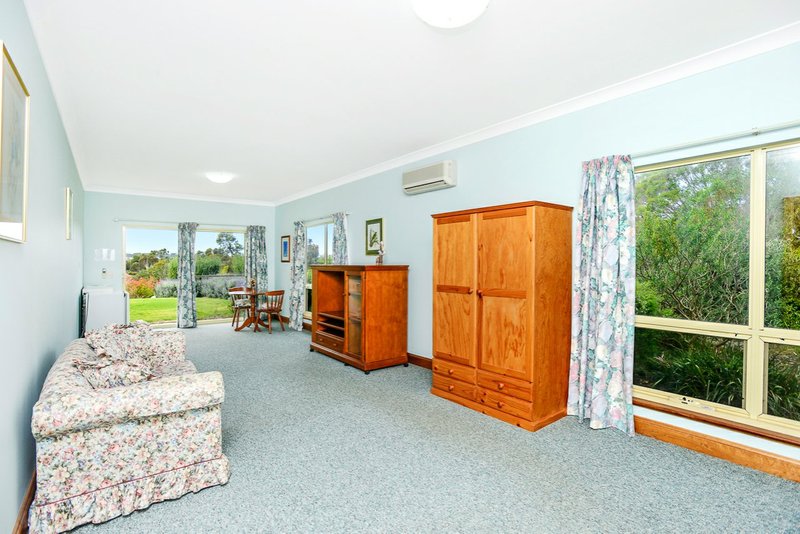 Photo - 94 Waggon Road, Victor Harbor SA 5211 - Image 13