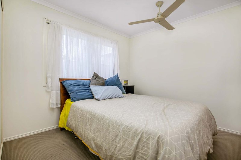 Photo - 94 Wattle Street, Point Vernon QLD 4655 - Image 7