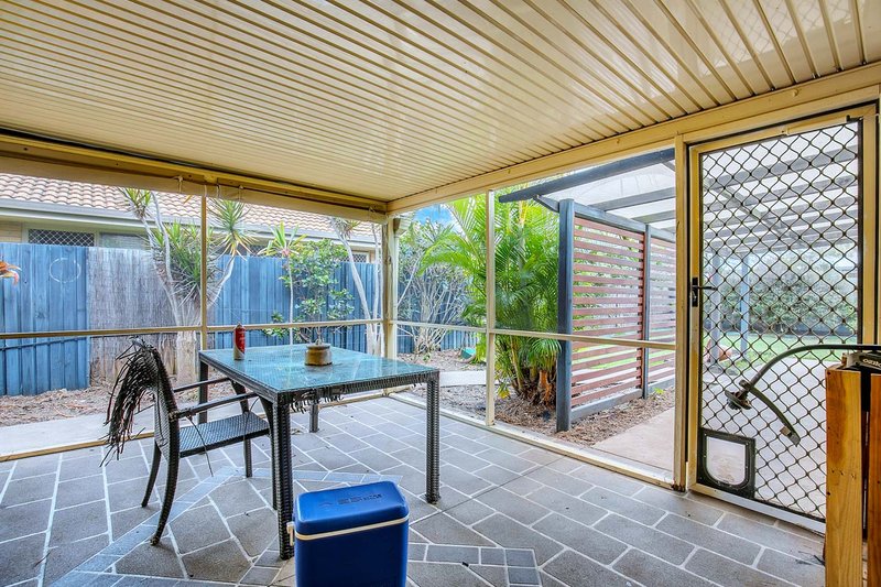 Photo - 94 Wattle Street, Point Vernon QLD 4655 - Image 14