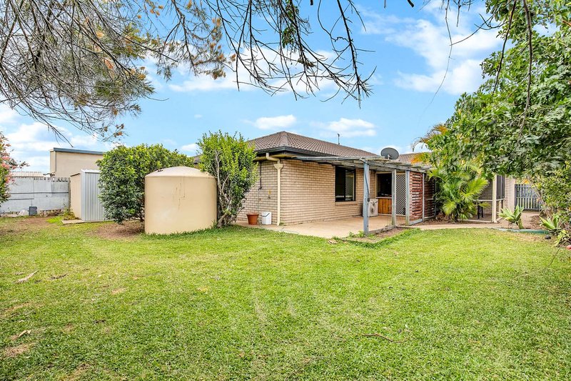 Photo - 94 Wattle Street, Point Vernon QLD 4655 - Image 16