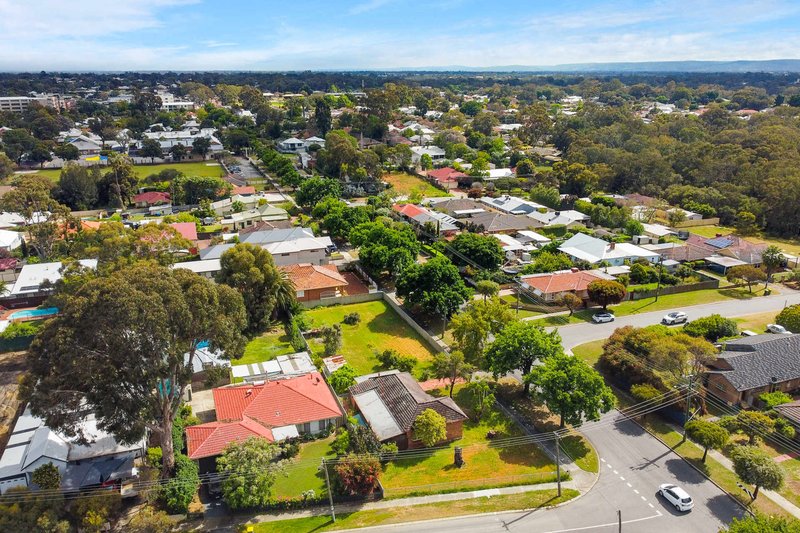 Photo - 94 West Road, Bassendean WA 6054 - Image 9