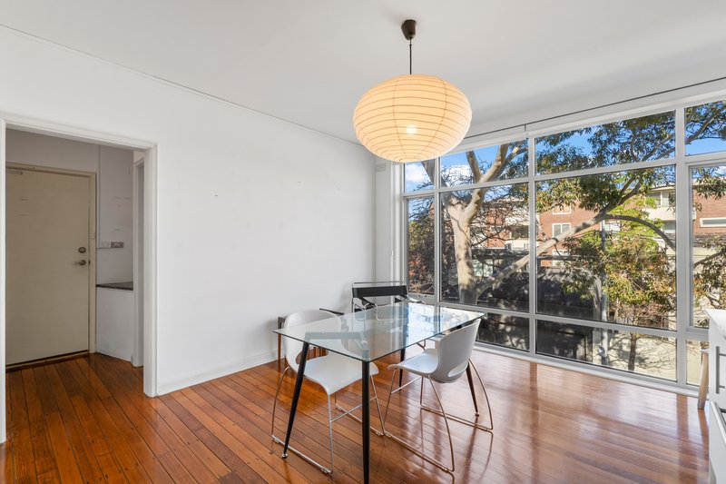 Photo - 9/4 Witchwood Close, South Yarra VIC 3141 - Image 3