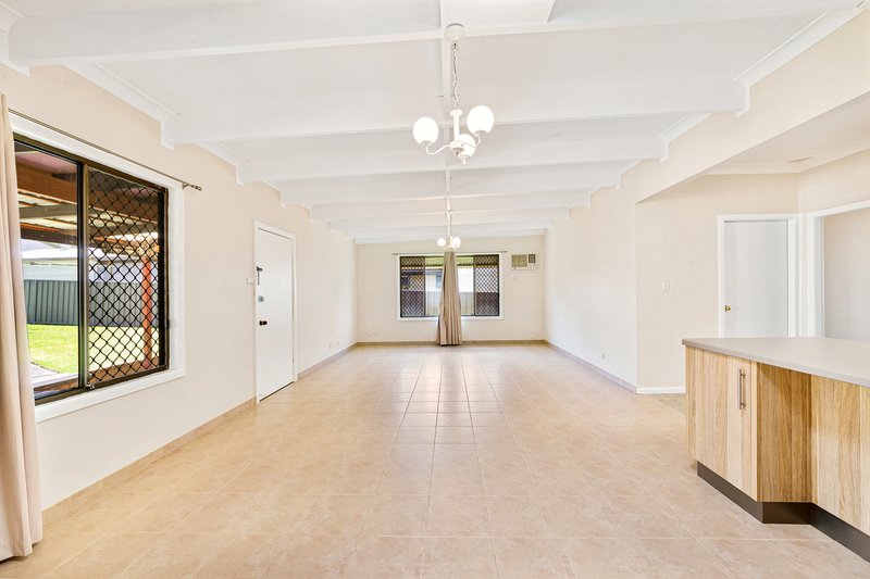 Photo - 94 Woolana Avenue, Halekulani NSW 2262 - Image 4