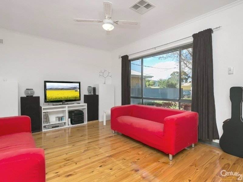 Photo - 94 Yarmouth Street, Dover Gardens SA 5048 - Image 3