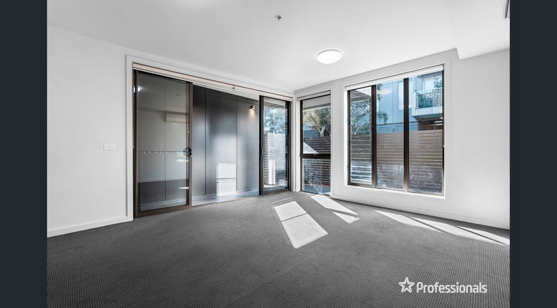 Photo - 9/4 Yarra Bing Crescent, Burwood VIC 3125 - Image 4