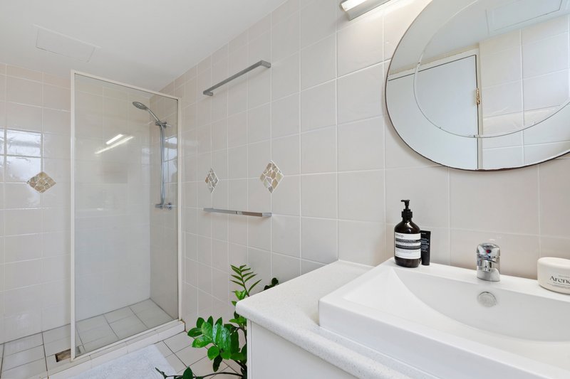 Photo - 9/40 Marine Parade, Miami QLD 4220 - Image 12