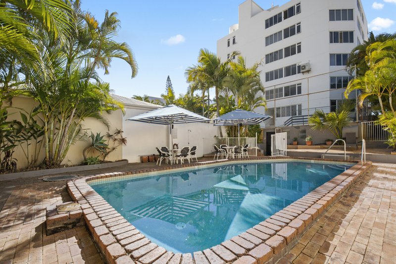 Photo - 9/40 Marine Parade, Miami QLD 4220 - Image 17