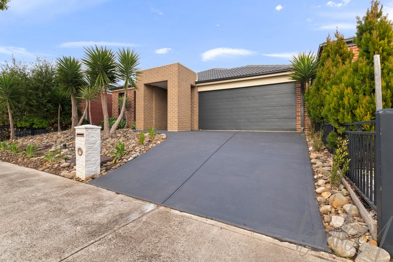 Photo - 941 Leakes Road, Tarneit VIC 3029 - Image 2