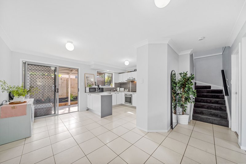 Photo - 94/175 Fryar Road, Eagleby QLD 4207 - Image 3