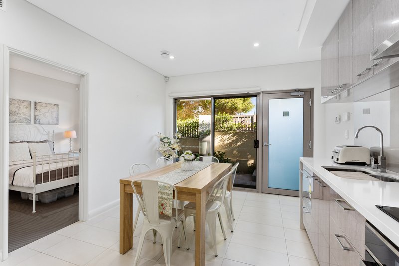 Photo - 9/42 Shakespeare Street, Mount Hawthorn WA 6016 - Image 4