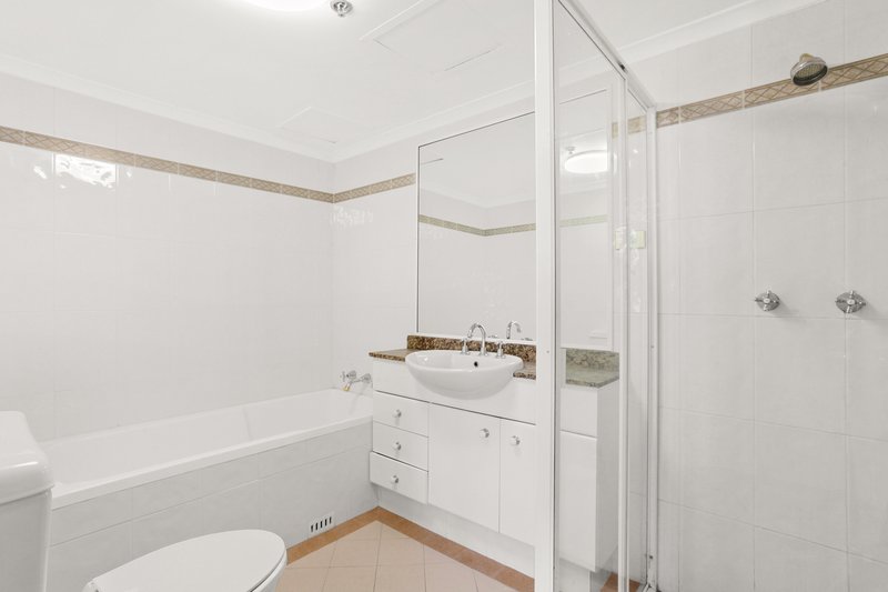 Photo - 94/2A Hollywood Avenue, Bondi Junction NSW 2022 - Image 3