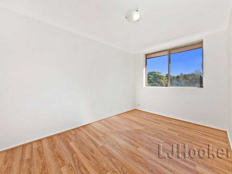 Photo - 9/43 Henley Road, Homebush West NSW 2140 - Image 4