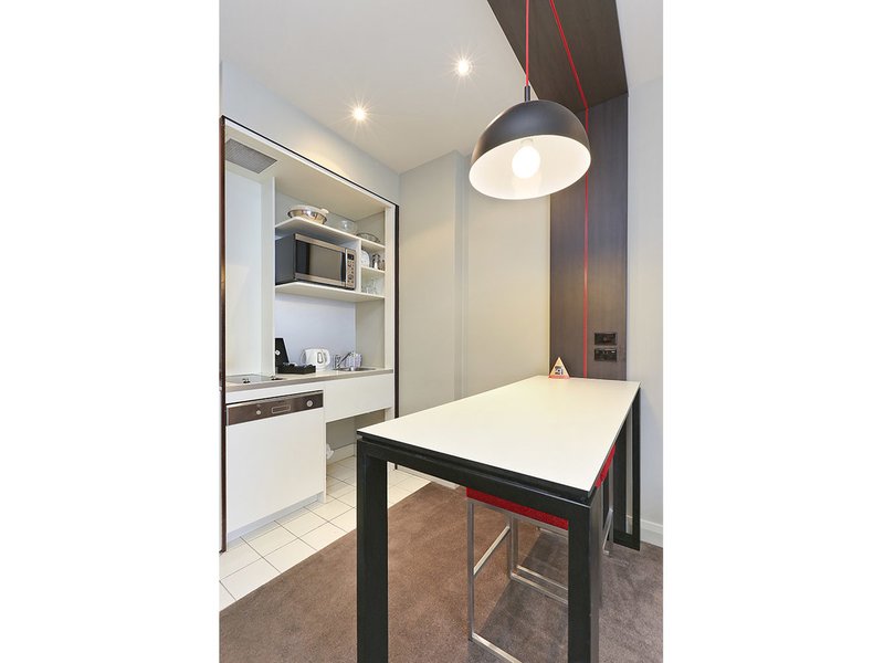 Photo - 94/61 Hindmarsh Square, Adelaide SA 5000 - Image 5