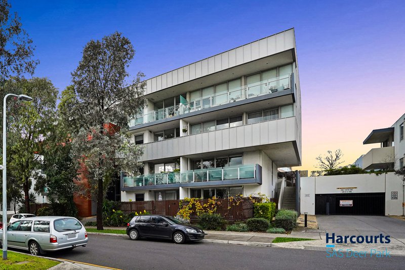 Photo - 9/48 Eucalyptus Drive, Maidstone VIC 3012 - Image 1