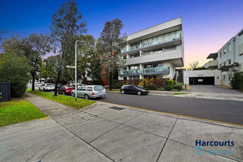 Photo - 9/48 Eucalyptus Drive, Maidstone VIC 3012 - Image 17