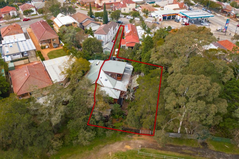 Photo - 94A Riverside Crescent, Dulwich Hill NSW 2203 - Image 9