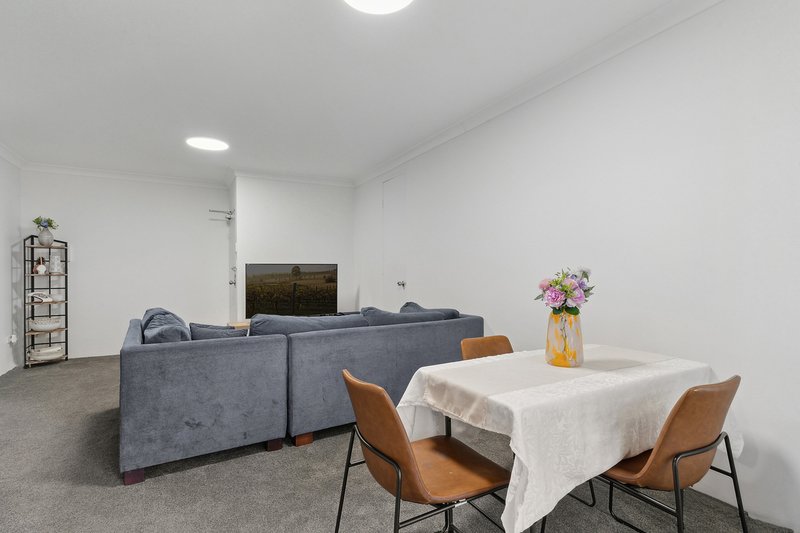 Photo - 9/5-7 English Street, Kogarah NSW 2217 - Image 1