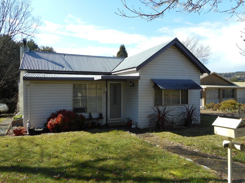 Photo - 95-97 Mill Road, Batlow NSW 2730 - Image 1