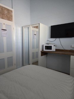 Photo - 95-98 Eighth Avenue, Home Hill QLD 4806 - Image 4