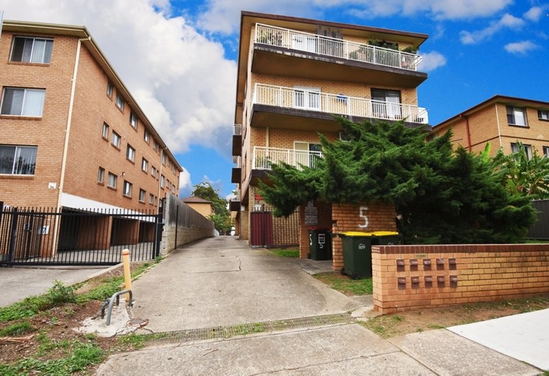 9/5 Acacia Street, Cabramatta NSW 2166