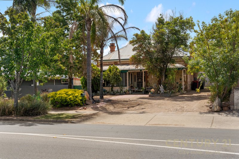 Photo - 95 Adelaide Road, Murray Bridge SA 5253 - Image 3