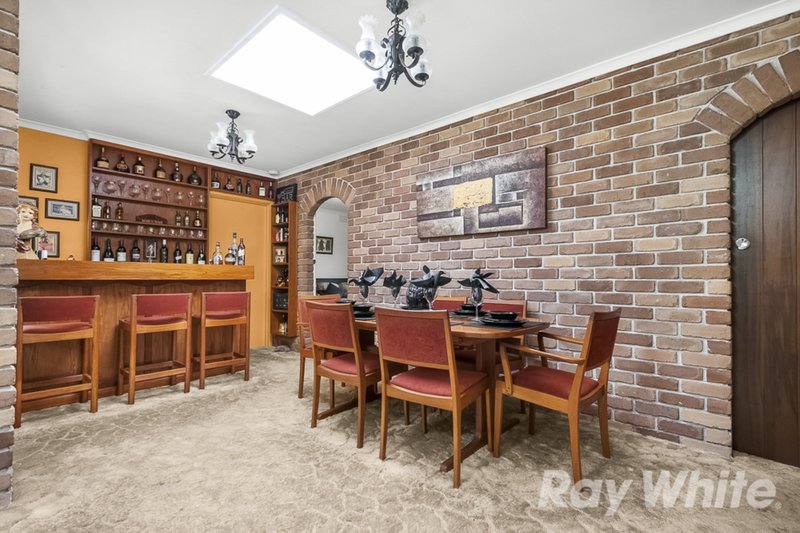 Photo - 95 Albany Drive, Mulgrave VIC 3170 - Image 4