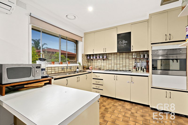 Photo - 95 Allister Avenue, Knoxfield VIC 3180 - Image 4