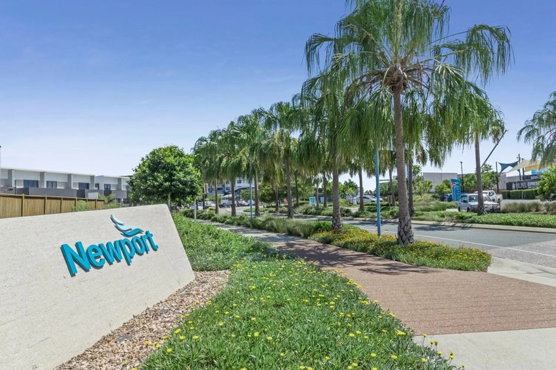 Photo - 95 Aqua Street, Newport QLD 4020 - Image 5