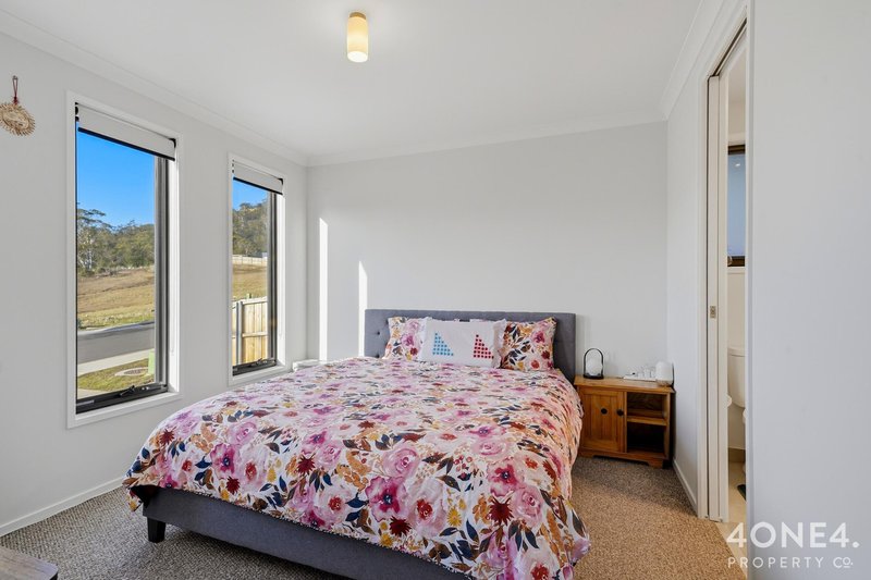 Photo - 95 Athena Drive, Risdon Vale TAS 7016 - Image 9