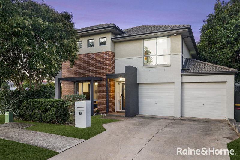 95 Atlantic Boulevard, Glenfield NSW 2167