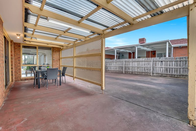 Photo - 95 Bicentennial Crescent, Meadow Heights VIC 3048 - Image 23