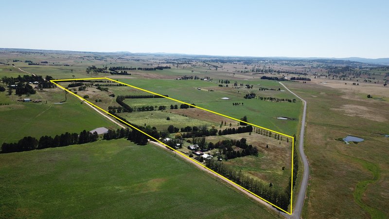 95 Black Lane, Armidale NSW 2350