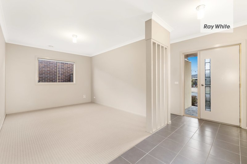 Photo - 95 Breadalbane Avenue, Mernda VIC 3754 - Image 5