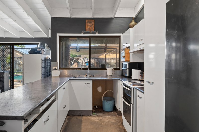 Photo - 95 Brentwood Avenue, Mooloolaba QLD 4557 - Image 7