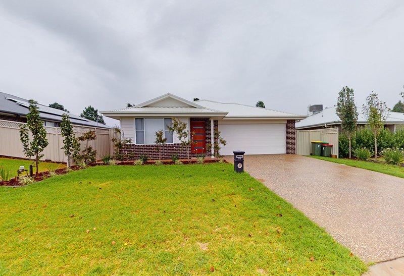 95 Champagne Drive, Dubbo NSW 2830