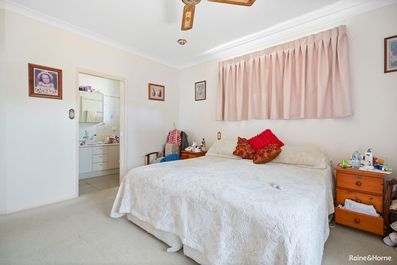 Photo - 95 Colyton Street, Torquay QLD 4655 - Image 8