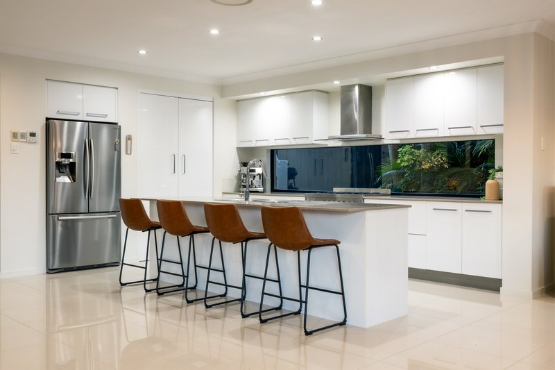 Photo - 95 Cowen Terrace, North Lakes QLD 4509 - Image 3