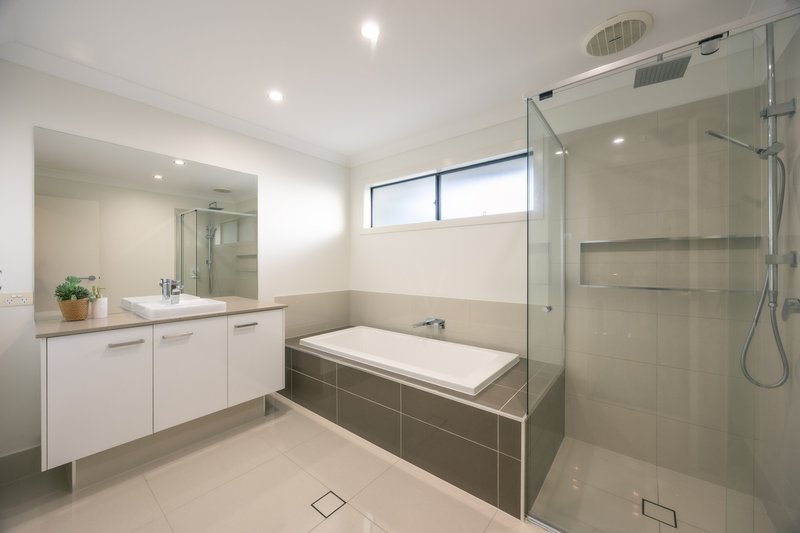 Photo - 95 Cowen Terrace, North Lakes QLD 4509 - Image 22