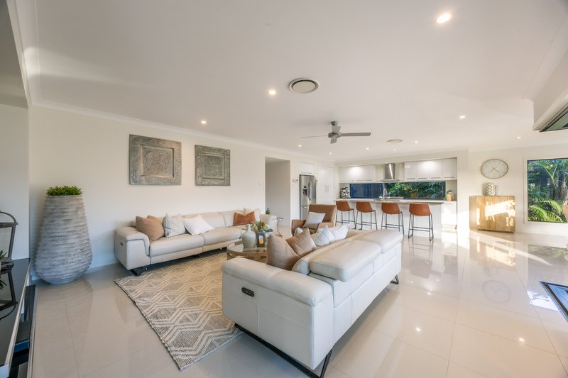 Photo - 95 Cowen Terrace, North Lakes QLD 4509 - Image 25